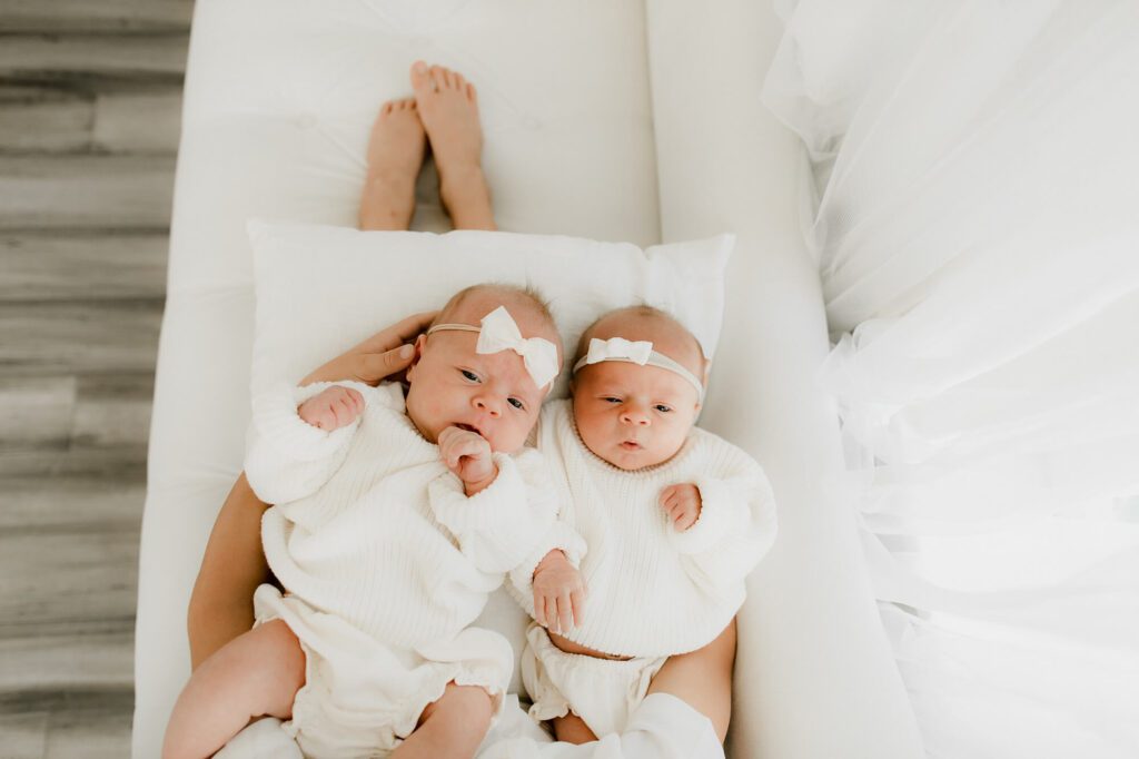 twin newborn photographer puyallup
